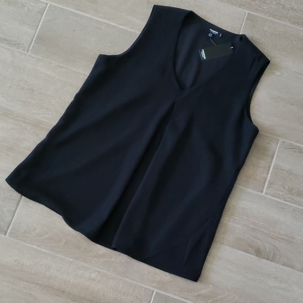 Premise studio sleevless top